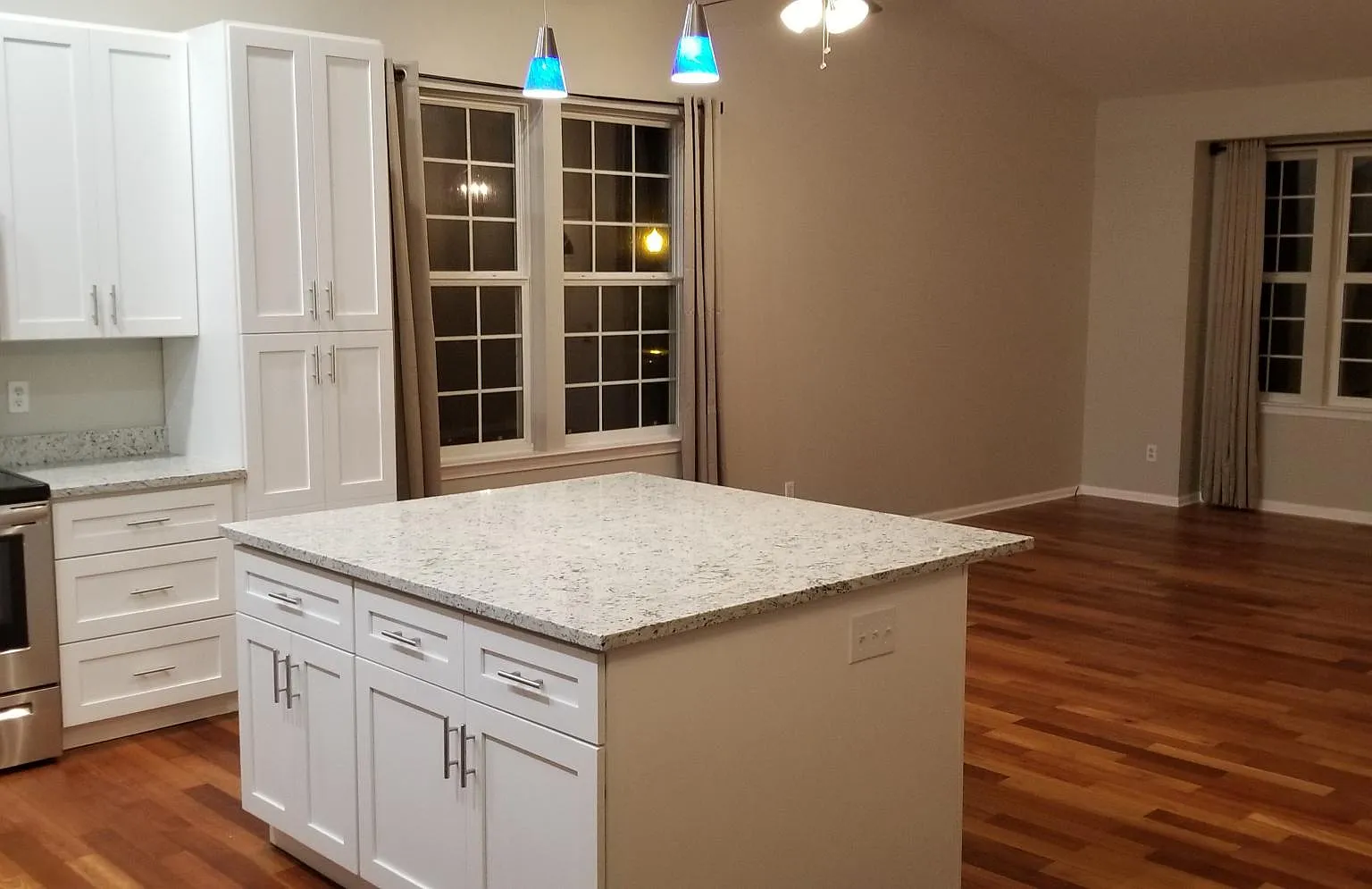 7574 Carlton Dr — Photo 4
