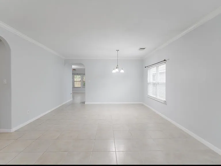3223 Legends Creek Dr — Photo 10