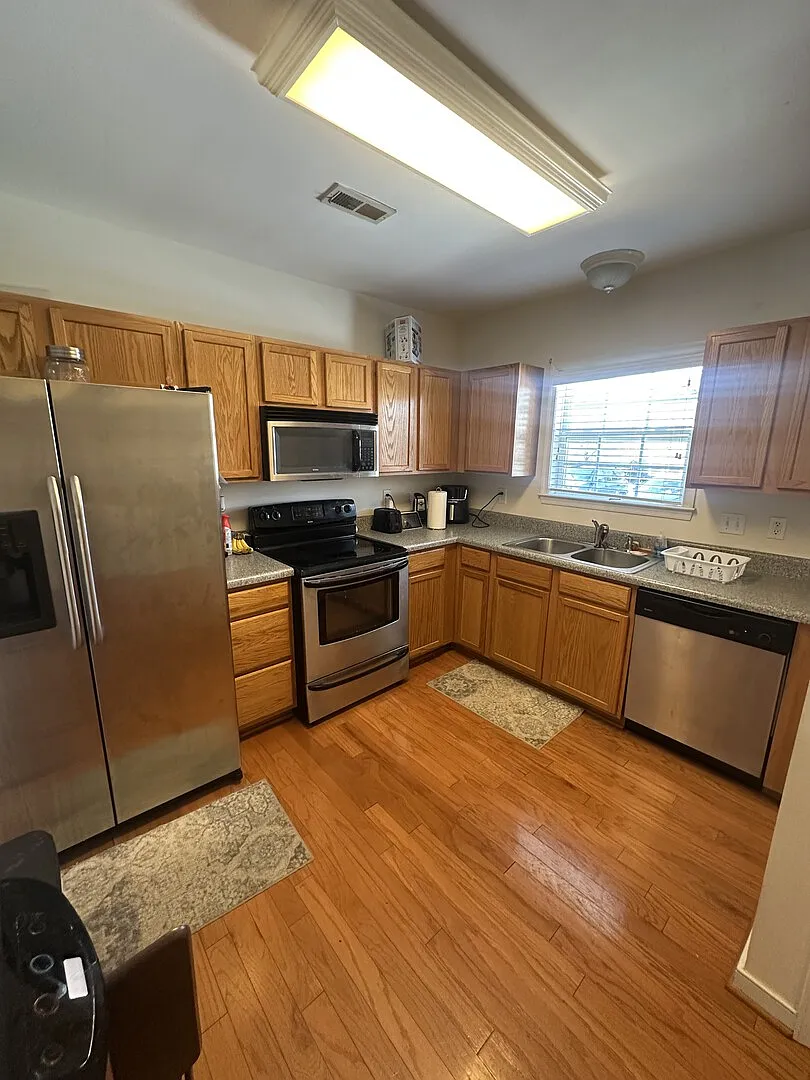 Great Value, Great Location! — Photo 3