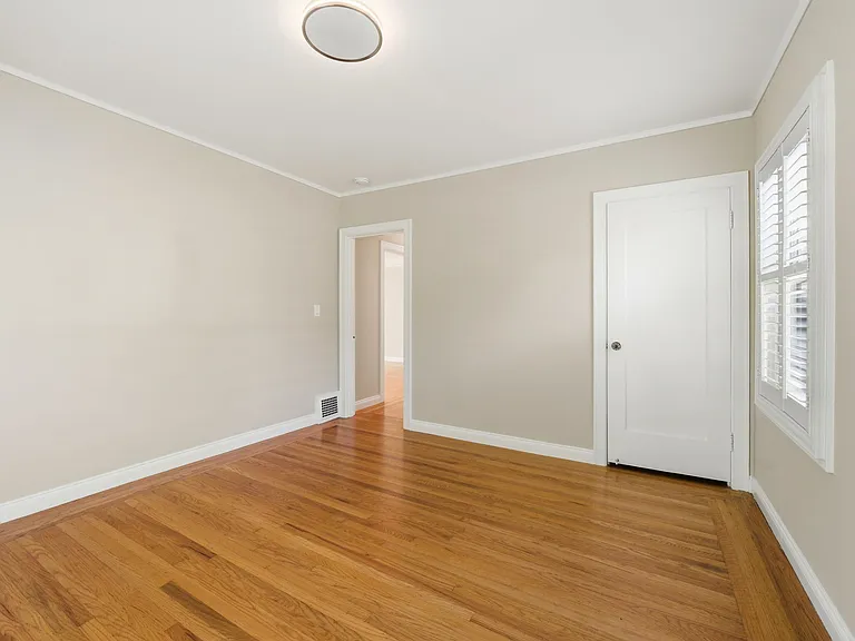 126 Jeter St — Photo 19