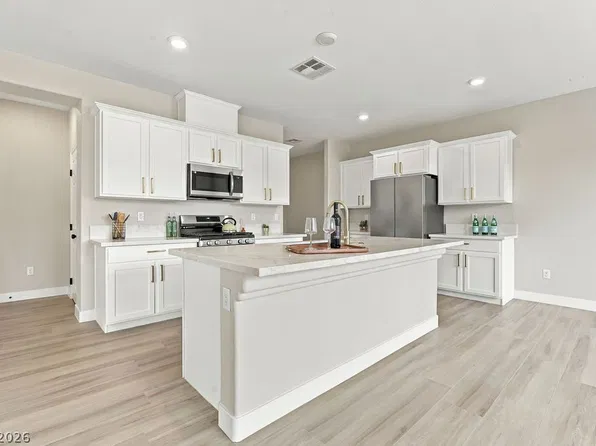 7246 Dazzle Point St, North Las Vegas, NV 89084