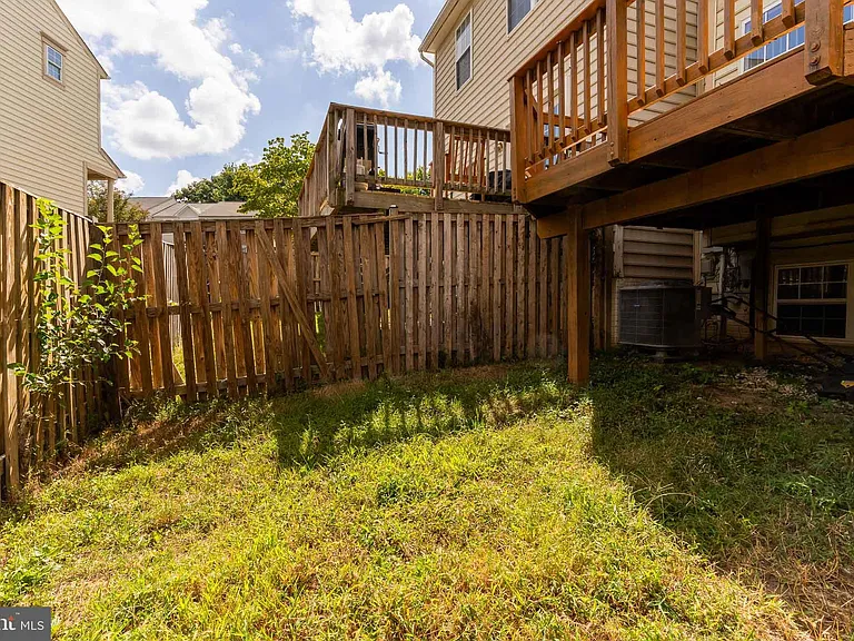 3290 Gina Pl — Photo 36