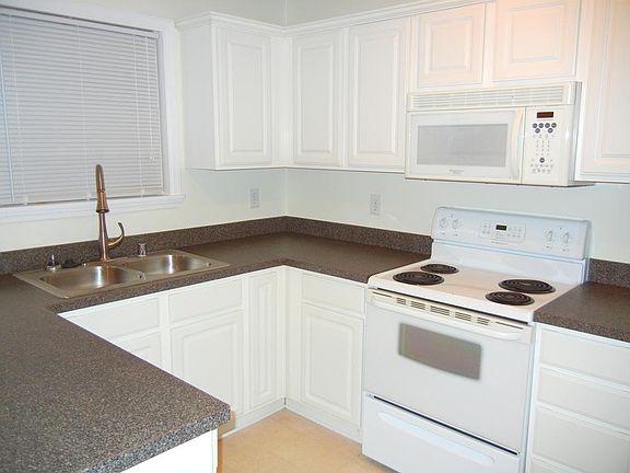 4th image of 1189 Oatlands Park