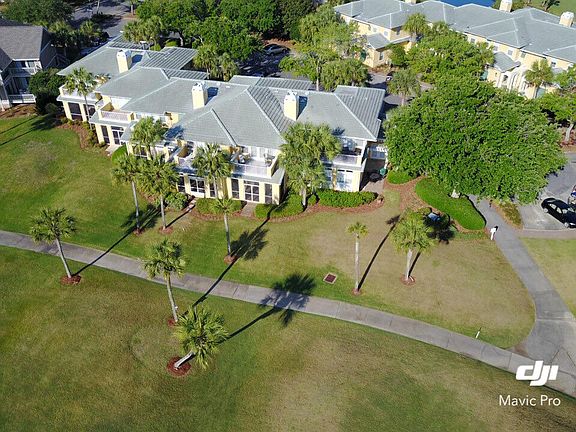 3rd image of 844 Grand Harbour E