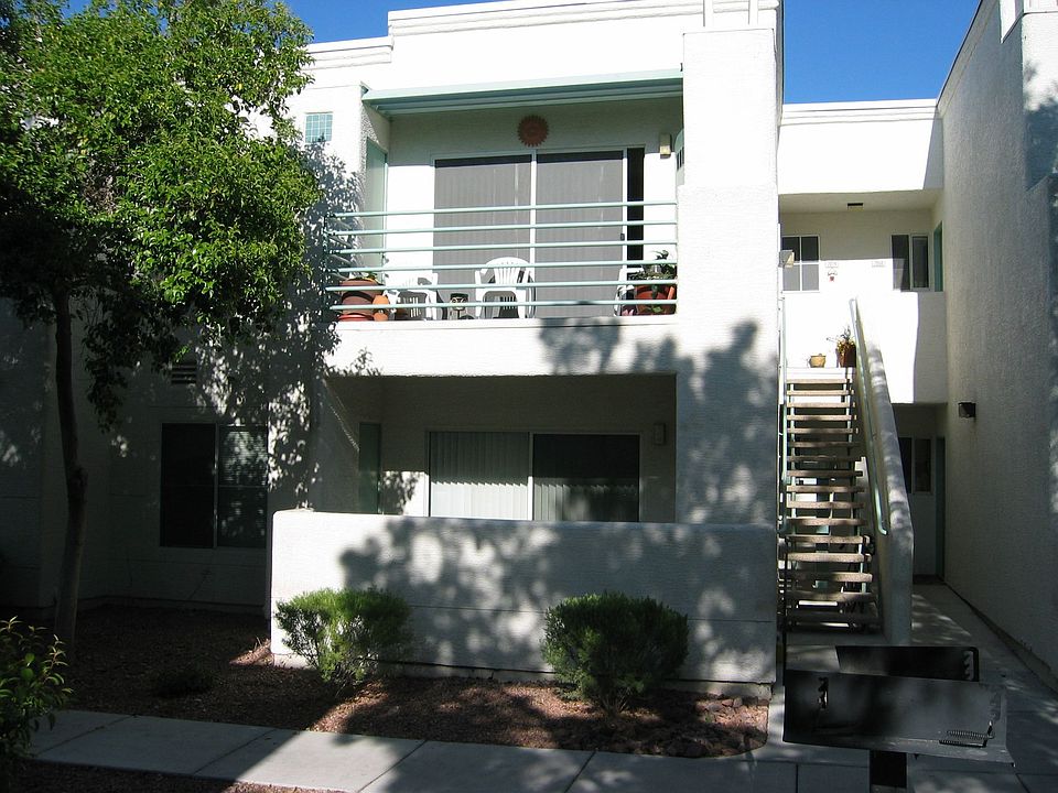 1LEVEL 1SR FLR, COVERED PATIO