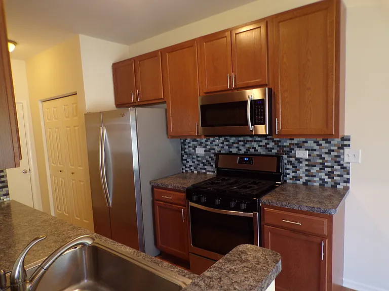 442 S Page St — Photo 10
