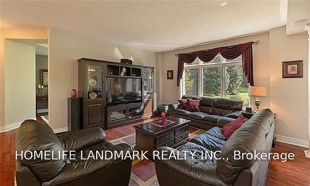 4 bed, $5,500 — Photo 4