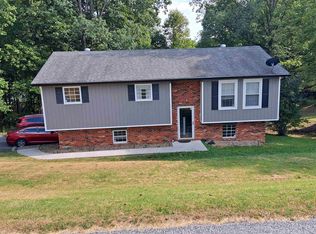 602 Greenhill Rd, Ashland, KY 41102