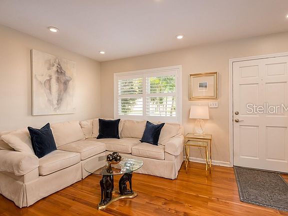 5th image of 4405 W Kensington Ave