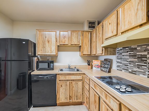 5th image of 88340 Greensboro Dr #802