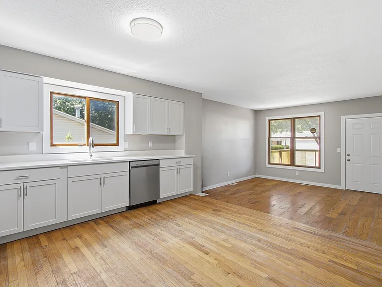 606 S Buxton St #BB606 — Photo 22