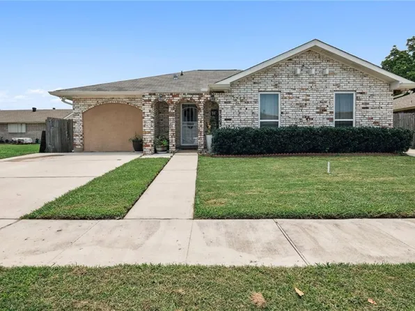 7563 Briarheath Dr, New Orleans, LA 70128