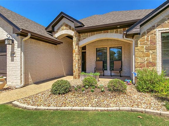 3rd image of 7501 Hillstone Dr
