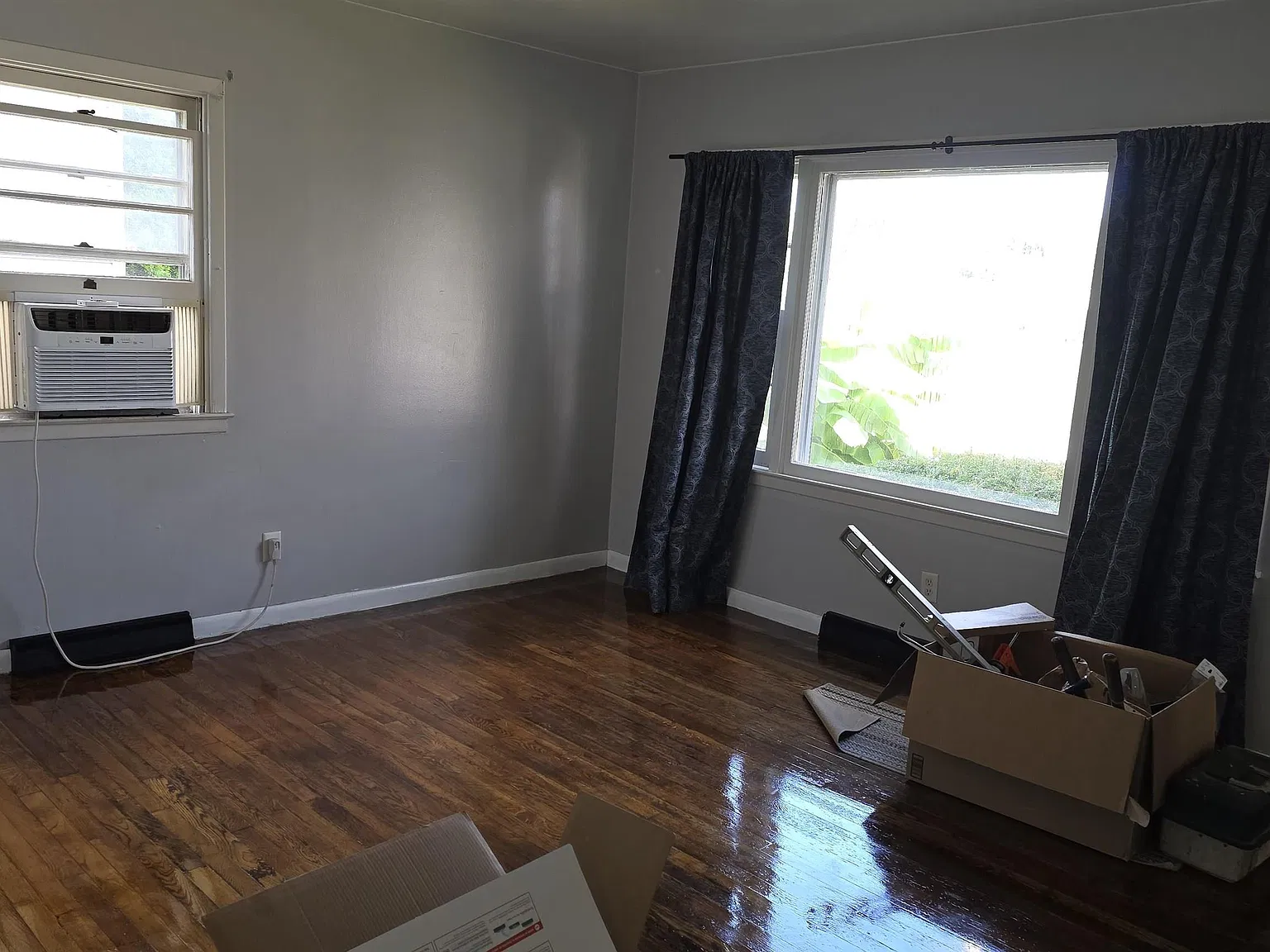 3 bed, 1.5 bath, $1,200 — Photo 3