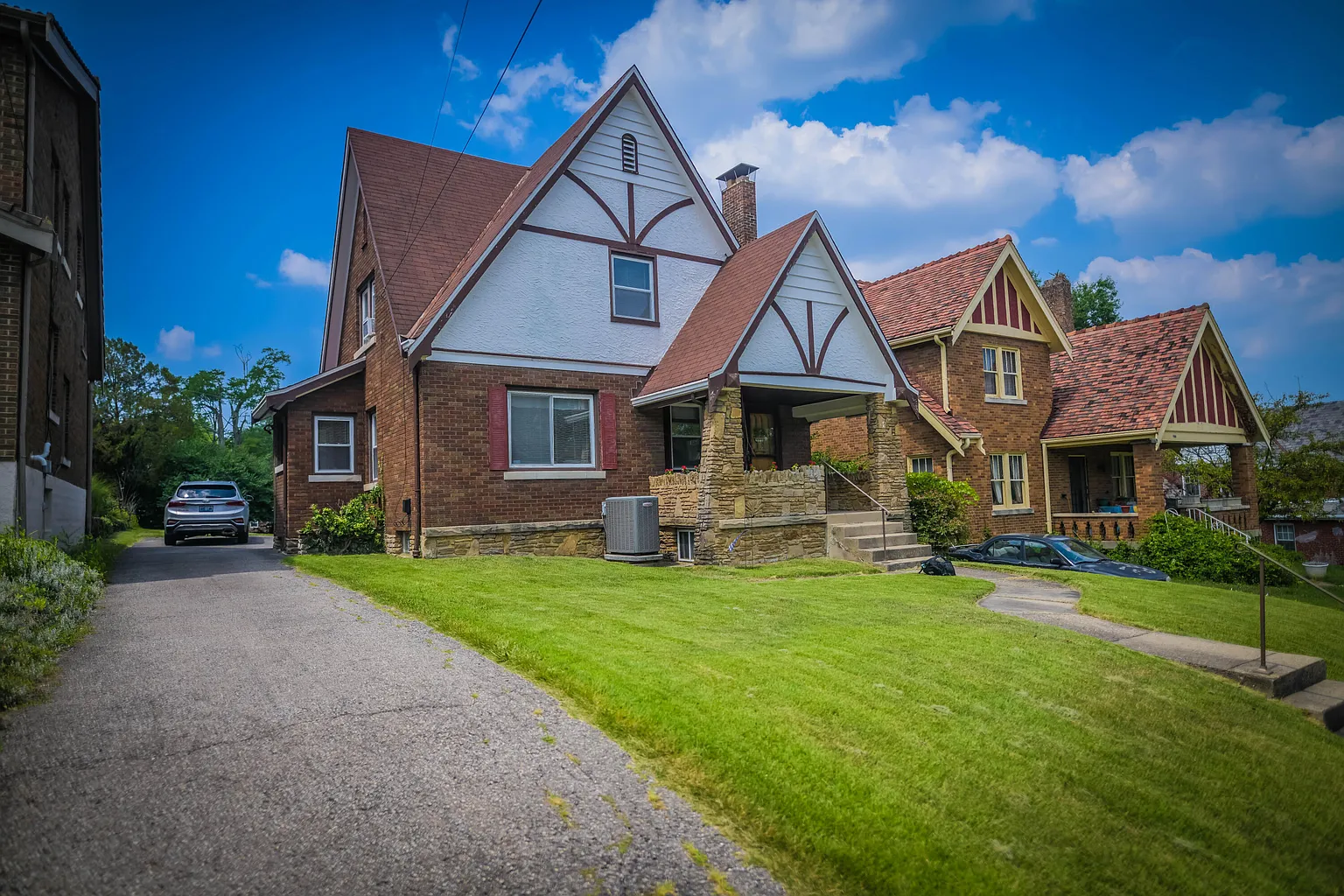 275 Beech Rd photo 1
