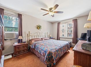 67-87 Booth St #4C, Forest Hills, NY 11375