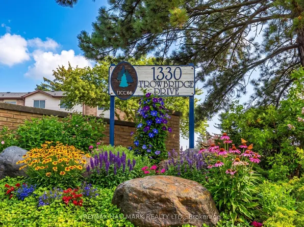 1330 Trowbridge Dr #42, Oshawa, ON L1G 7L1