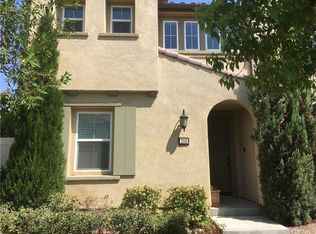 289 Cardinal Ln, Upland, CA 91786