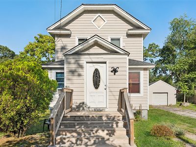 135 Lake Avenue, Flanders, NY, 11901