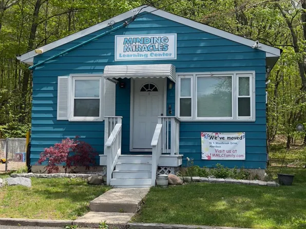 90 Spring Hill Rd, Matawan, NJ 07747