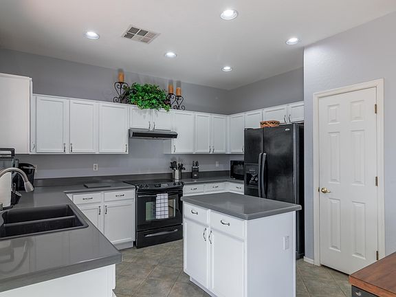 2nd image of 243 W Mahogany Pl