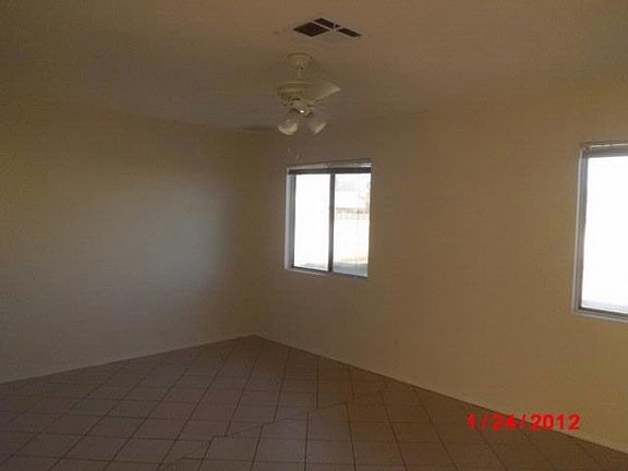 3rd image of 7409 W Sunnyslope Ln