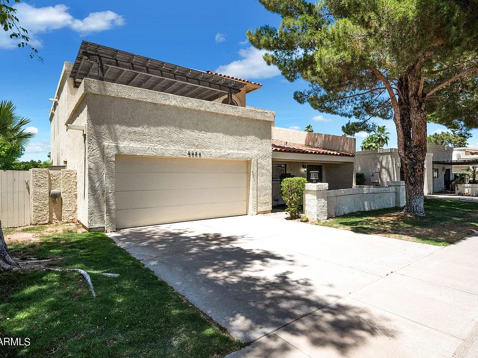 8434 E San Bernardo Dr