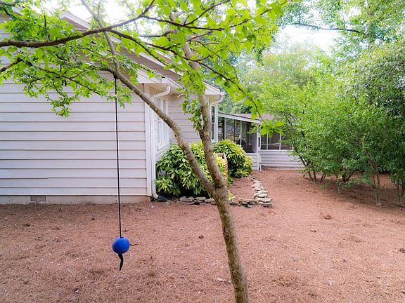 LOW MAINTENANCE BACKYARD!