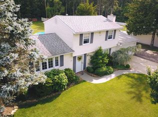 418 E Ridgewood Ave, Galloway, NJ 08205