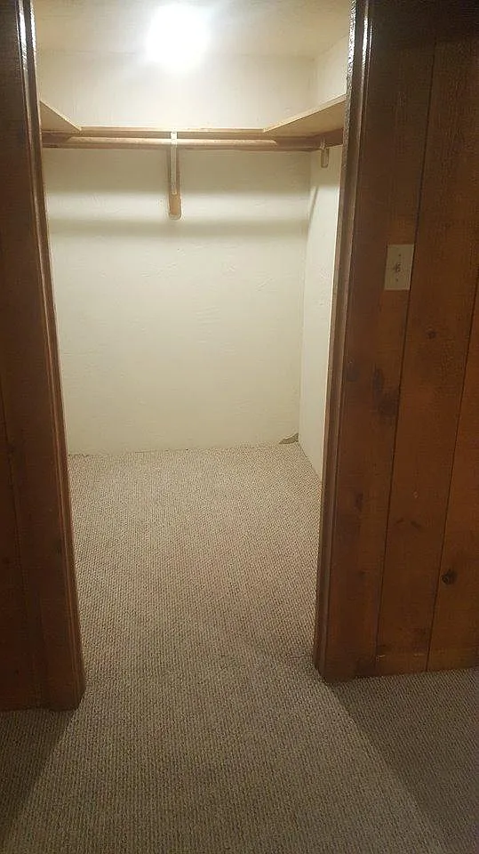 3 bed, 1000 sqft, $2,500 — Photo 4