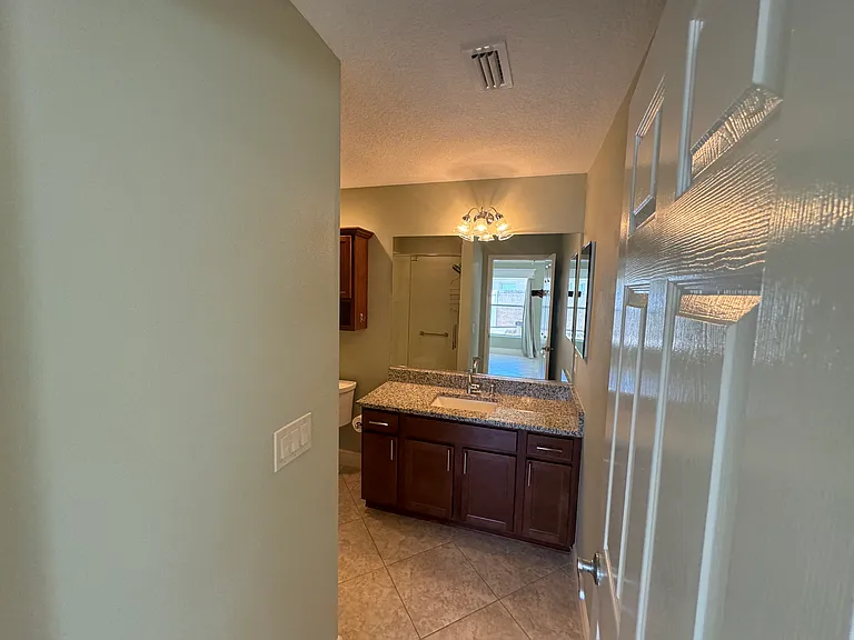 2272 Vassar Ln — Photo 7