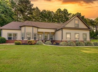 185 Chimney Ridge Ln, Covington, GA 30014