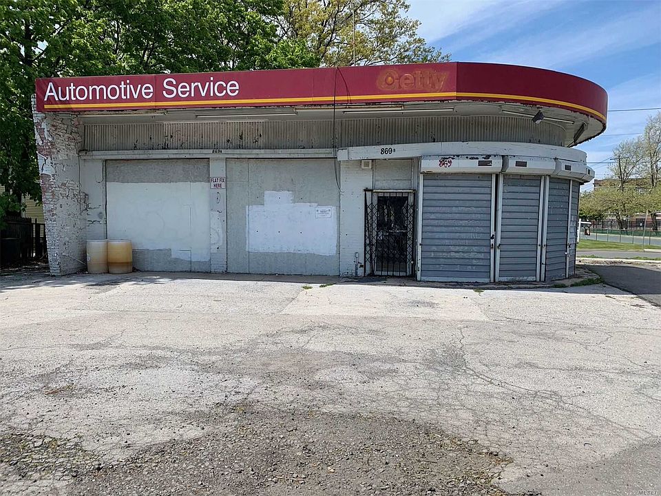 2nd image of 869 Atlantic Ave