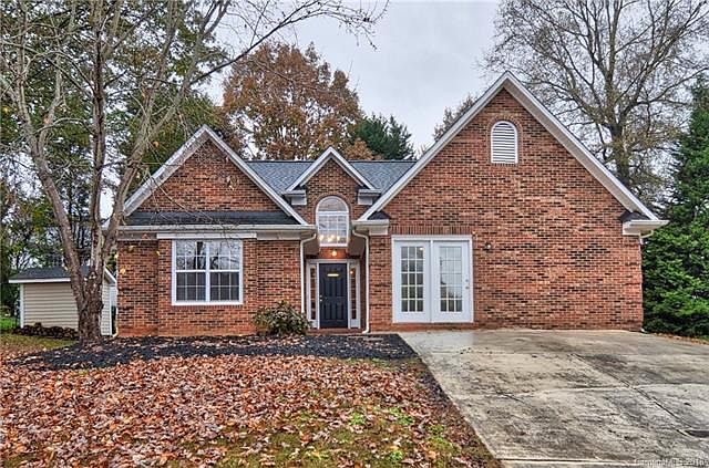 1st image of 171 Diamond Dr