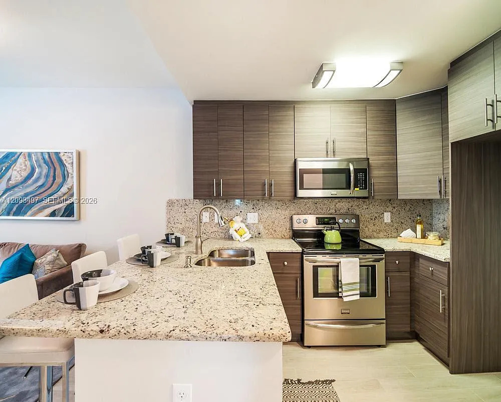 1st Westmoreland Addn — Photo 2