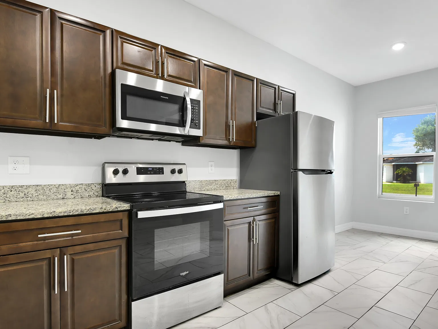 754 Mink Court - 1 — Photo 3