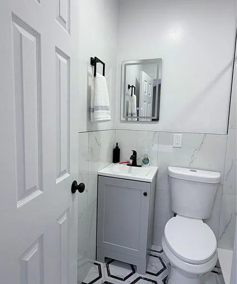 4 Julie Ln — Photo 4
