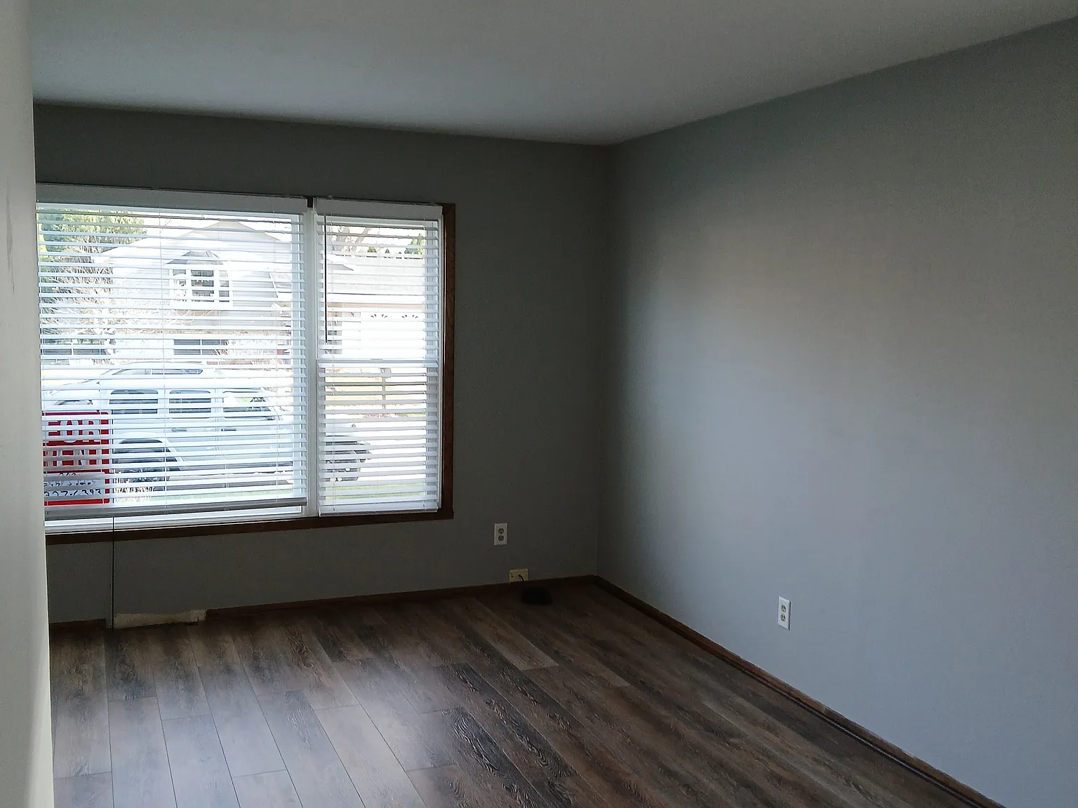 3 bed, 1.5 bath, 1450 sqft, $2,500 — Photo 3