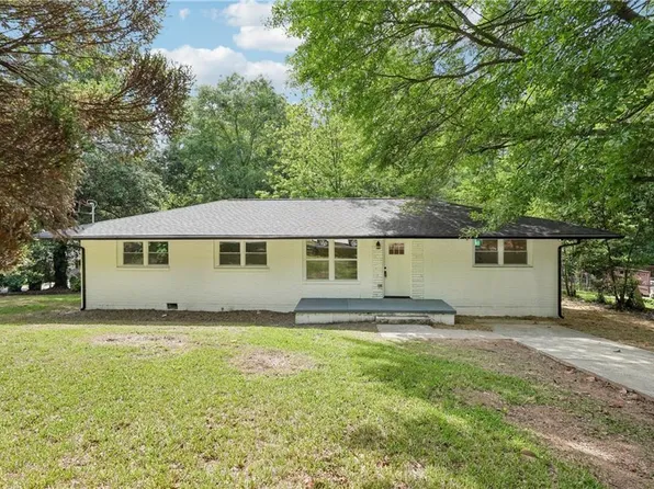 5729 Jefferson Ave, Forest Park, GA 30297