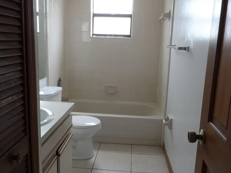 1820 Corolla Ct — Photo 24