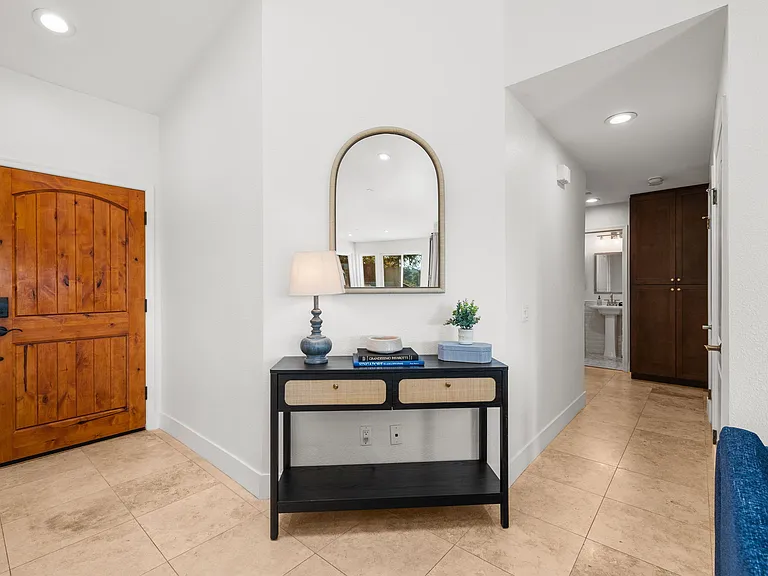 Robinwood Dr — Photo 16