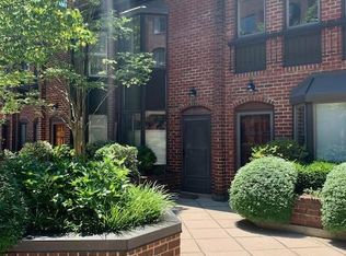 1006 Paper Mill Ct NW #1006, Washington, DC