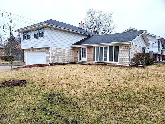 2nd image of 220 Finsbury Ln