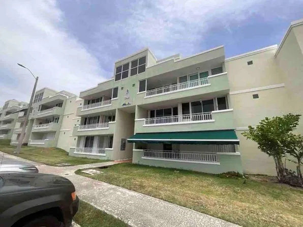 Cond VISTA REAL #321, FAJARDO, PR 00738