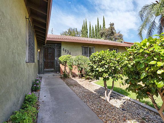 3rd image of 4534 Burnham Cir