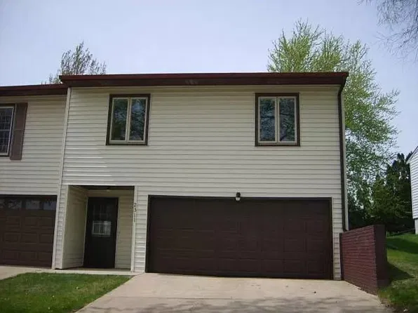 2311 S 5th Ave, Marshalltown, IA 50158
