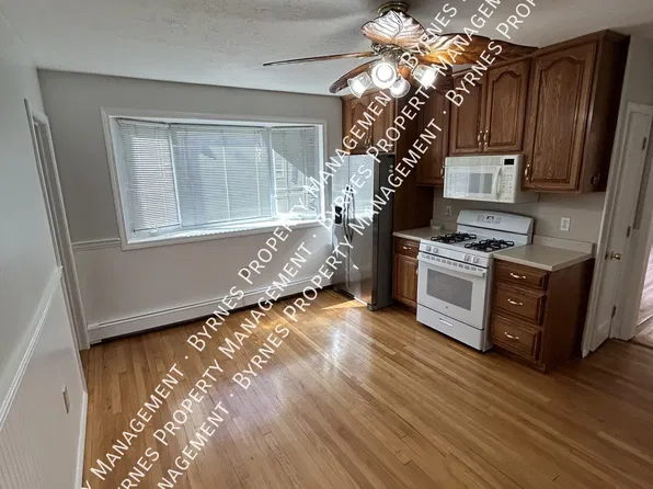 80 Cohasset St #1, Worcester, MA 01604