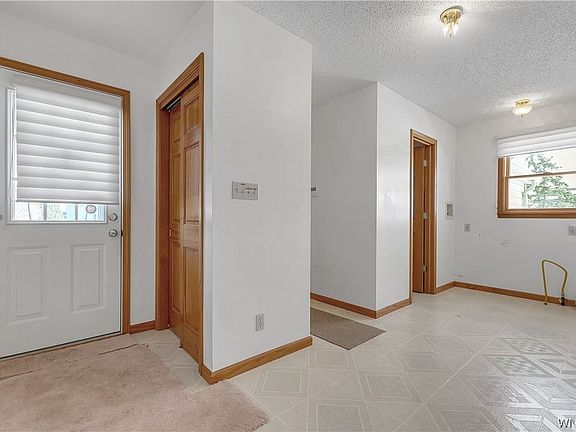 3rd image of 5915 Beattie Ave