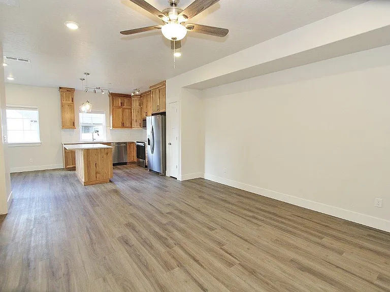 801 S Sub Station Rd #2 — Photo 6