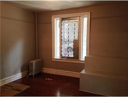 Rented by Douglas Elliman | media 26